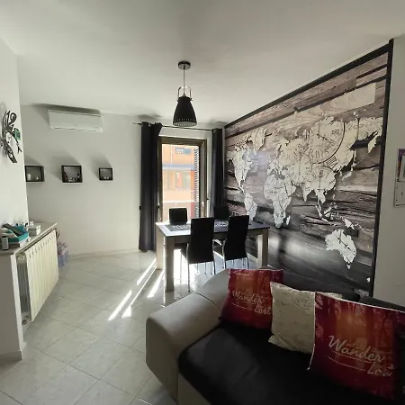 Apartment Black&white *